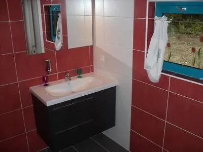 فندق مبيت وإفطار Chambres D'hotes Au Domaine Des Maynardes