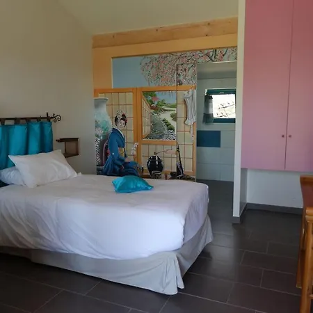 Chambres D'hotes Au Domaine Des Maynardes Nocleg ze śniadaniem