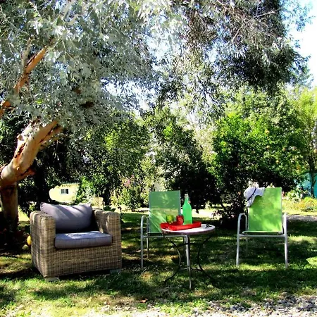Chambres D'hotes Au Domaine Des Maynardes * Labege